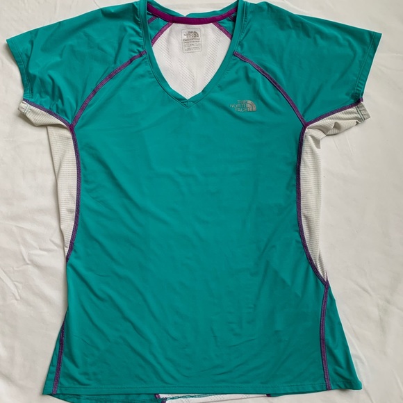 ⤵️THE NORTH FACE SHIRT - Picture 4 of 11